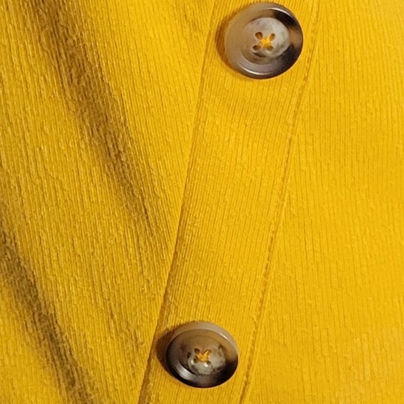 NAIF WOMENS  GOLDEN YELLOW SHORT SLEEVE TOP - Picture 3 of 11